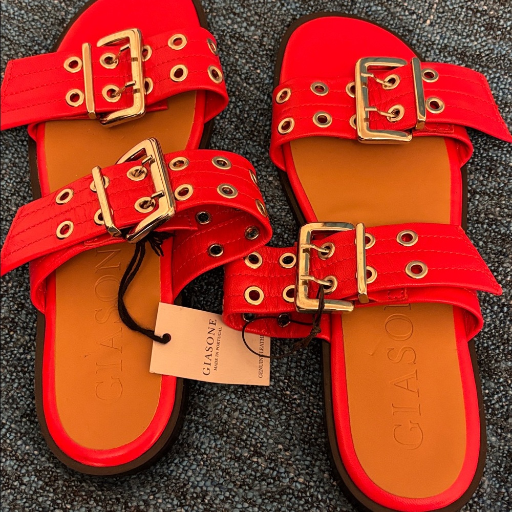 Giasone classic red buckle sandals sz 9/40 made in Portugal